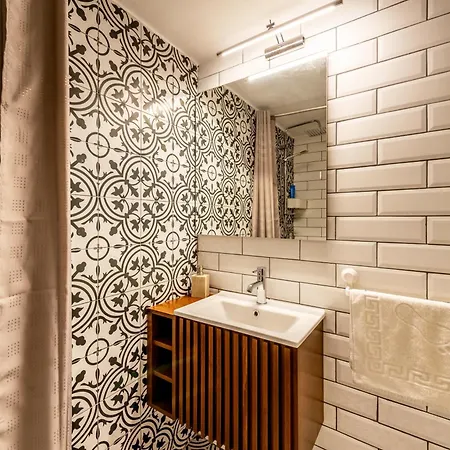 Diamante Guest House-ground بيت للعطل