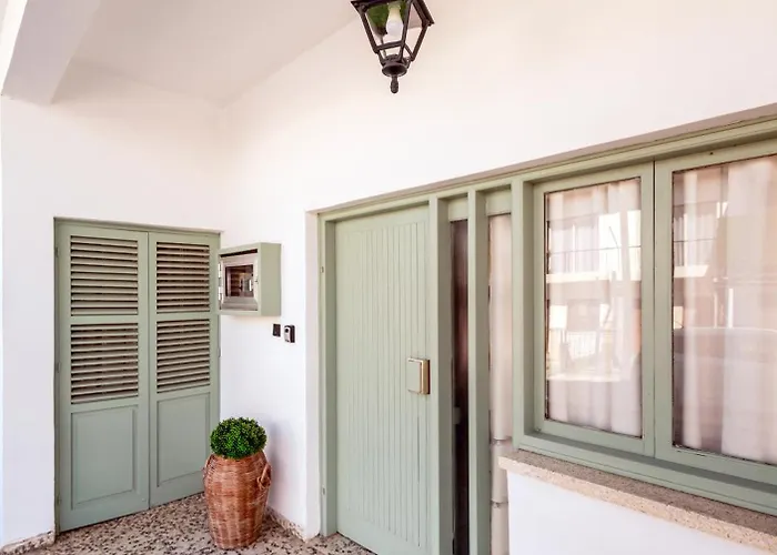 Diamante Guest House-ground Prázdninový dům *