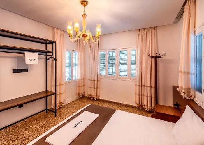 Diamante Guest House-ground *